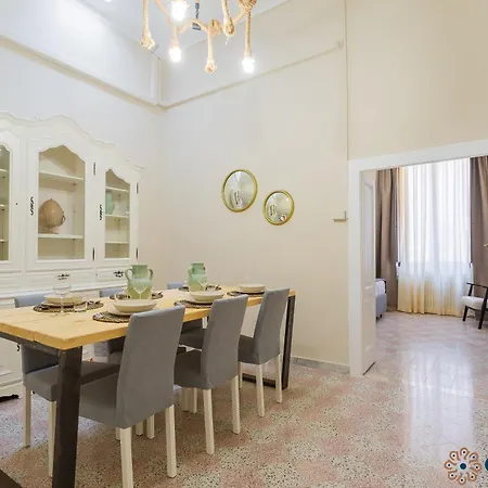 Le Antiche Mura By Apulia Accommodation Bari Exterior photo