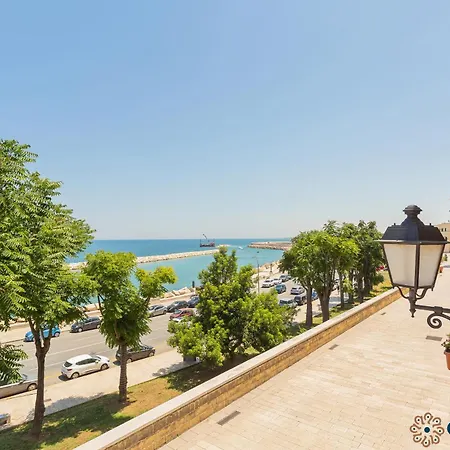 Le Antiche Mura By Apulia Accommodation Bari Exterior photo
